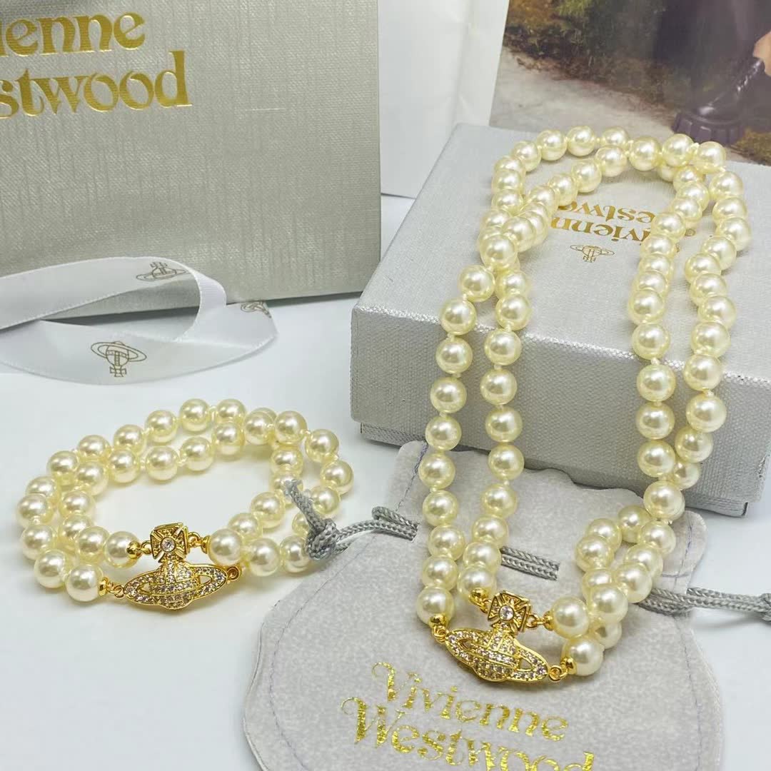 Vivienne Westwood Double-Strand Pearl Necklace